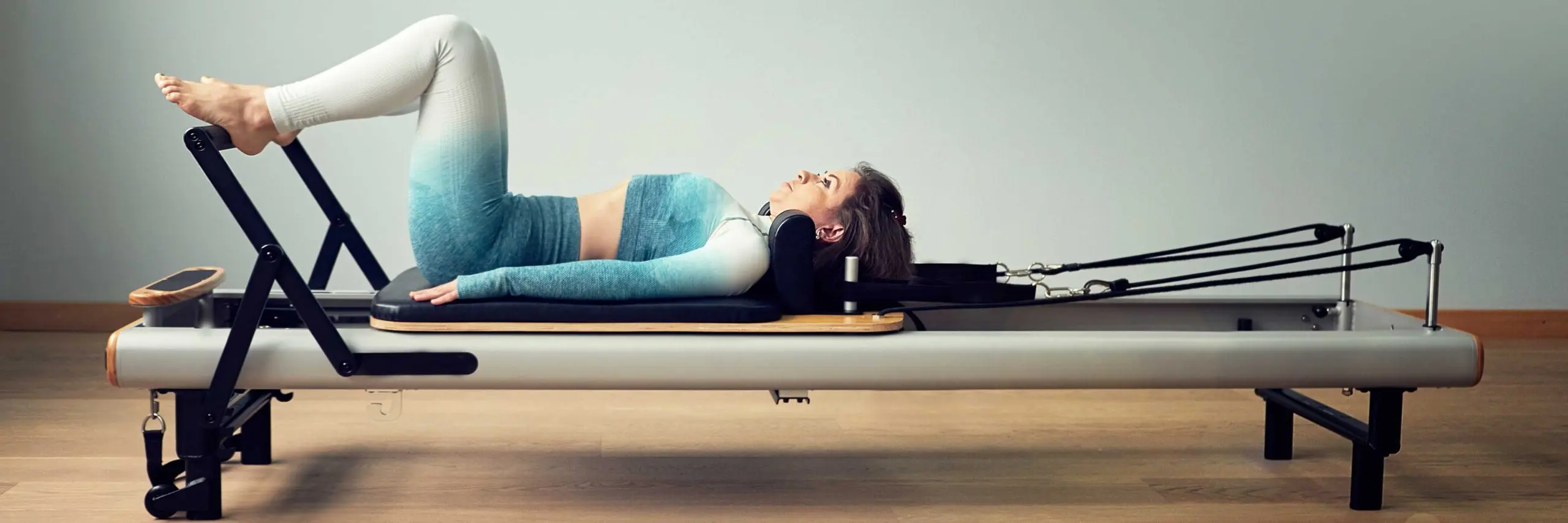photo-sspt-women-doing-pilates-scaled-e1651509932958.jpg